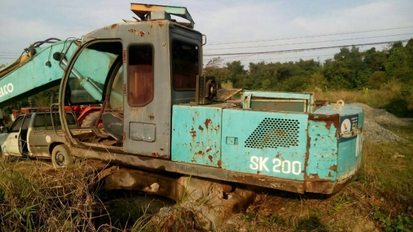 ขายอะไหล่แบคโฮ  KOBELCO  SK200 MARK2  กระบอก แพคอนโทล สวิง ตัวเดิน เครื่อง 6D31 พร้อมใช้