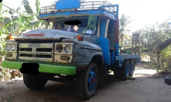 ขายหัวยาวหางปลา ขึ้นรถเกี่ยวข้าว เพลาเดียว เครื่อง 6BB