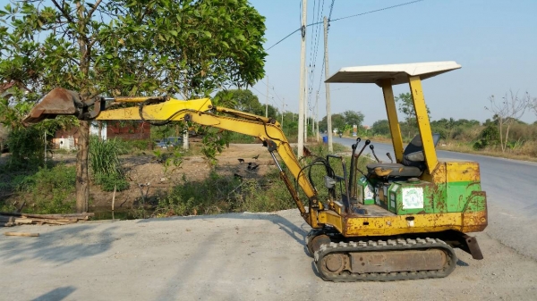 ขายด่วนขายด่วนรถเเม็คโคร KOMATSU PC05-6 รถนอกนำเข้ายังไม่เคยใช้งานเมืองไทยเลย ขายด่วนขายด่วนรถเเม็คโคร KOMATSU PC05-6 รถนอกนำเข้ายังไม่เคยใช้งานเมืองไทยเลย