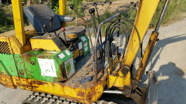 ขายด่วนขายด่วนรถเเม็คโคร KOMATSU PC05-6 รถนอกนำเข้ายังไม่เคยใช้งานเมืองไทยเลย ขายด่วนขายด่วนรถเเม็คโคร KOMATSU PC05-6 รถนอกนำเข้ายังไม่เคยใช้งานเมืองไทยเลย