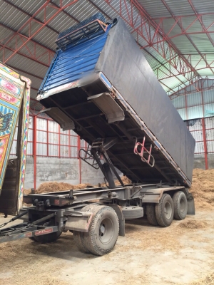 ขายรถ22ล้อดั้มพ์ HINO FM1ANLD เครื่อง 344แรงม้ากับหาง ST ปี52 สนใจโทร 081-970-1072