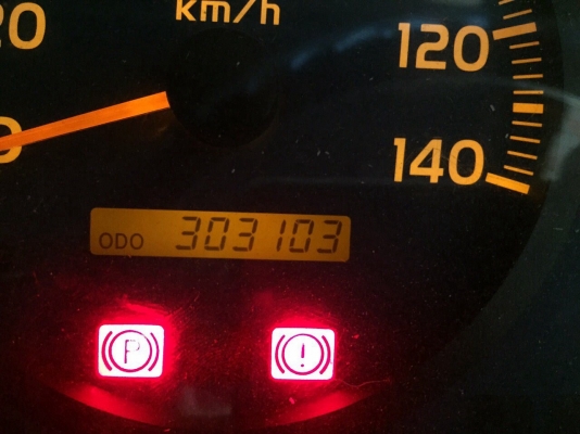 ขายรถ22ล้อดั้มพ์ HINO FM1ANLD เครื่อง 344แรงม้ากับหาง ST ปี52 สนใจโทร 081-970-1072