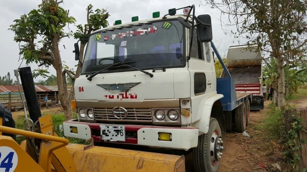 ขาย10ล้อ1เพลา HINO EH700 แชชซีสวย เบรคทิ๊ฟฟี่ เพาเวอร์ หางลากแบ็คโค200 เอกสารครบพร้อมวิ่งงาน