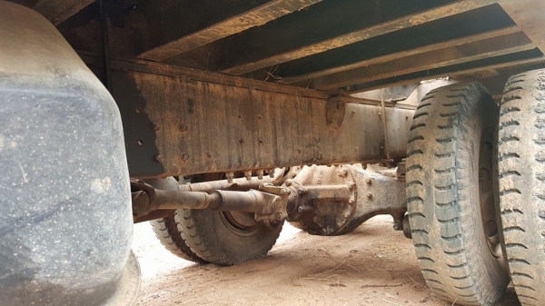 ขาย10ล้อ1เพลา HINO EH700 แชชซีสวย เบรคทิ๊ฟฟี่ เพาเวอร์ หางลากแบ็คโค200 เอกสารครบพร้อมวิ่งงาน