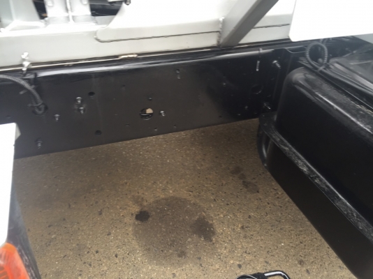 รถโม่ปูน isuzu deca  รถนอก สภาพสวยมากๆ  โม่ใหญ่ 4  คิว    กำลังจะเข้ามาครับ