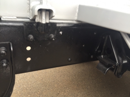 รถโม่ปูน isuzu deca  รถนอก สภาพสวยมากๆ  โม่ใหญ่ 4  คิว    กำลังจะเข้ามาครับ