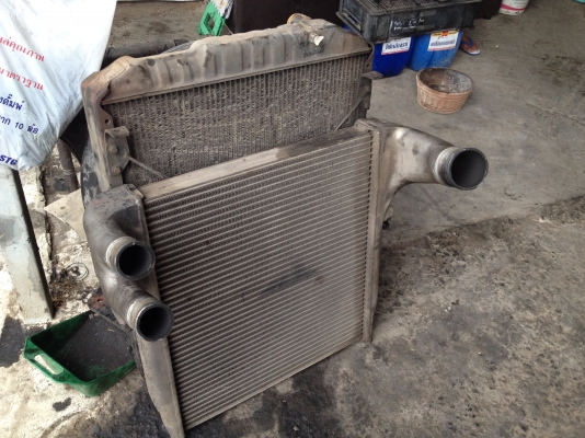 ขายเครื่อง hino p11 360 แรง