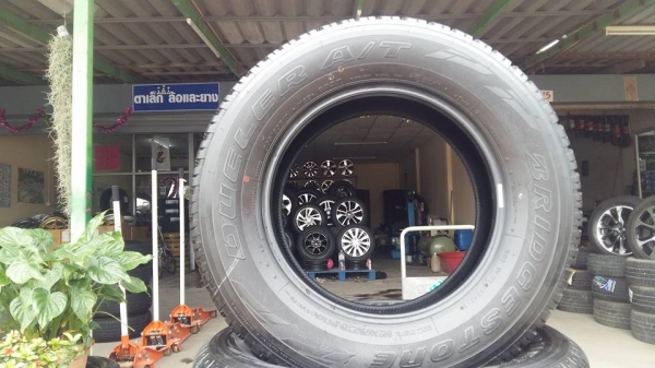 ขายยางป้ายแดง bridgestone ผลิตสัปดาห์ที่ 42 ปี15 สนใจติดต่อตาเล็ก ล้อและยางครับ 081-3747940 ขายยางป้ายแดง bridgestone ผลิตสัปดาห์ที่ 42 ปี15 สนใจติดต่อตาเล็ก ล้อและยางครับ 081-3747940