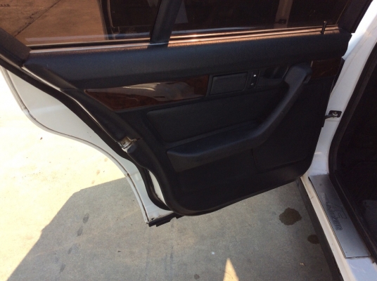 ขายรถเอาไปทำอะไหล่ BMW E34 525i ปี92 เครื่อง 2J vvti ออโต้ ติดแก๊สLPGหัวฉีด หม้อน้ำมิเนียม แม็ก17" รถขับได้ปกติ รายละเอียดสอบถามได้ครับ ขายรถเอาไปทำอะไหล่ BMW E34 525i ปี92 เครื่อง 2J vvti ออโต้ ติดแก๊สLPGหัวฉีด หม้อน้ำมิเนียม แม็ก17" รถขับได้ปกติ รายละเอียดสอบถามได้ครับ