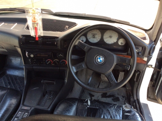 ขายรถเอาไปทำอะไหล่ BMW E34 525i ปี92 เครื่อง 2J vvti ออโต้ ติดแก๊สLPGหัวฉีด หม้อน้ำมิเนียม แม็ก17" รถขับได้ปกติ รายละเอียดสอบถามได้ครับ ขายรถเอาไปทำอะไหล่ BMW E34 525i ปี92 เครื่อง 2J vvti ออโต้ ติดแก๊สLPGหัวฉีด หม้อน้ำมิเนียม แม็ก17" รถขับได้ปกติ รายละเอียดสอบถามได้ครับ