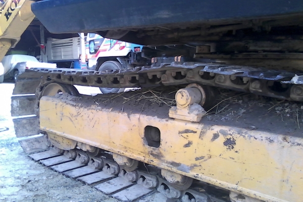 ขายKomatsu PC60-5เครื่อวปั้มยกใหม่เชีย่งกงแน่นระบบพร้อมโซ่ดีลอนเล่อดีเอวแน่นช่วงล่างเต็มพร้อมใช้