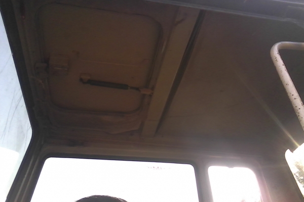 ขายKomatsu PC60-5เครื่อวปั้มยกใหม่เชีย่งกงแน่นระบบพร้อมโซ่ดีลอนเล่อดีเอวแน่นช่วงล่างเต็มพร้อมใช้