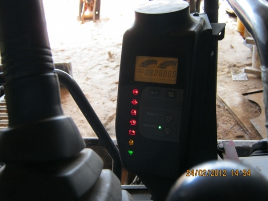 ขายรถขุด Hitachi ZX30U ขายรถขุด Hitachi ZX30U