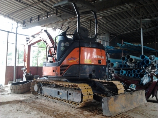ขายรถขุด Hitachi ZX30U ขายรถขุด Hitachi ZX30U