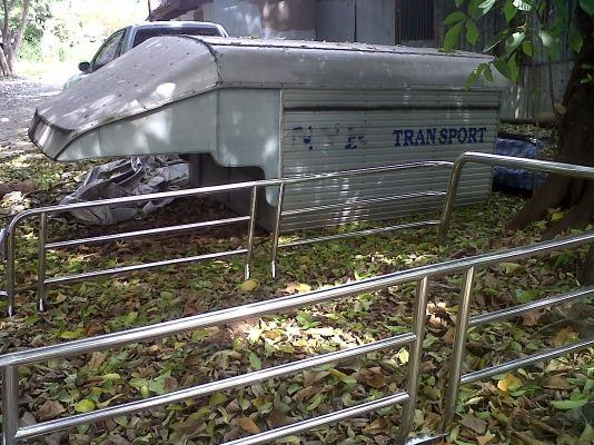 ขายโครงสแตนเลสใส่รถอีซูซุ ดราก้อน หัวเดียวมาค่ะ