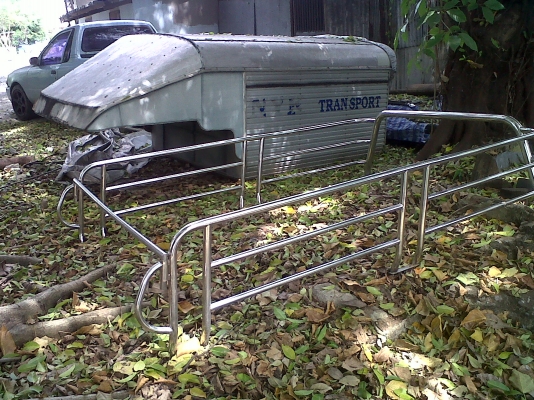 ขายโครงสแตนเลสใส่รถอีซูซุ ดราก้อน หัวเดียวมาค่ะ