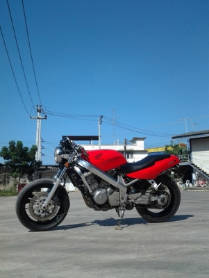 ต่อกันจัง..จัดให้ 5 หมื่นถ้วนเลย honda bros 400 ทะเบียน มาเอาไปเลย เครื่องสดมาก