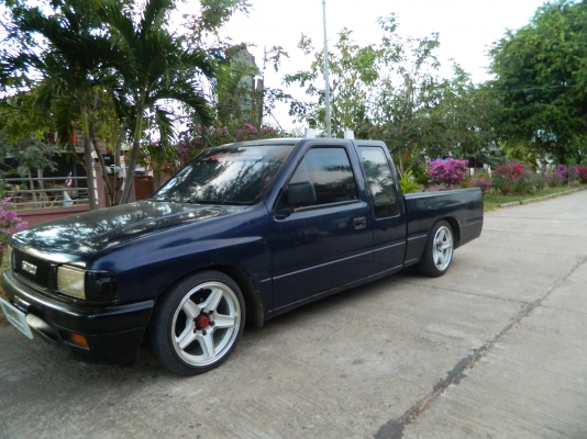 ISUZU TFR lสวยทั้งภายในภายนอกครับ CD พวงมาลัยเพาเวอร์ แต่สะอาด โหลดพอสวยครับ ISUZU TFR lสวยทั้งภายในภายนอกครับ CD พวงมาลัยเพาเวอร์ แต่สะอาด โหลดพอสวยครับ