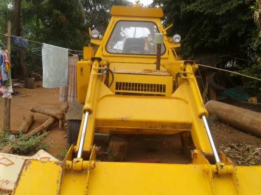 ลดราคาลงอีกครับ 210000 ขายรถตักหน้าขุดหลัง JCB รุ่นเก่า 1เพลา พร้อมใช้งานครับ