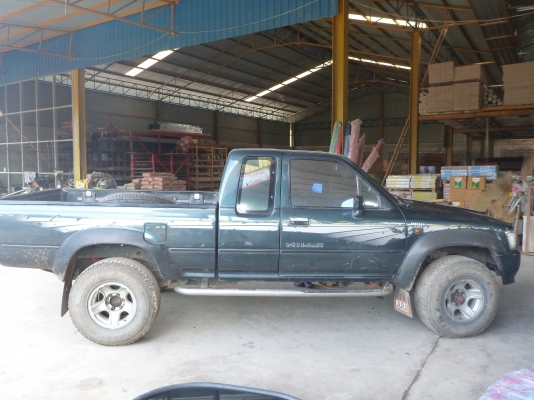 ขายรถ yoyota sr5 4wd