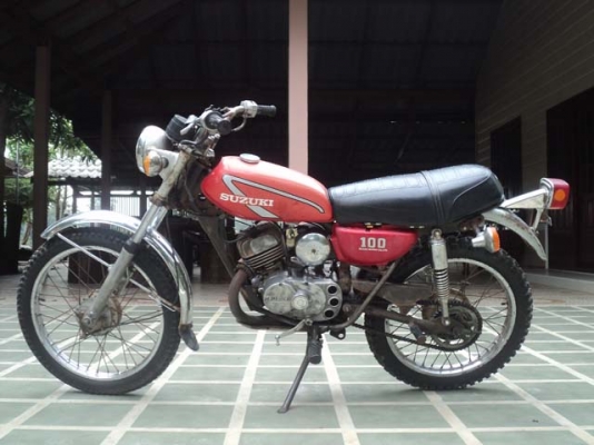ขาย Suzuki  TS 100 ท่อแซ๊ก สภาพเดิม  มีทะเบียน ราคาถูก