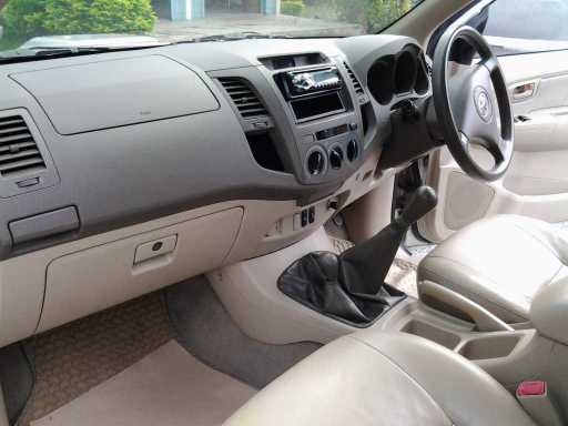 ขาย vigo2500cc 4x4 cab  มือเดียวใช้น้อย