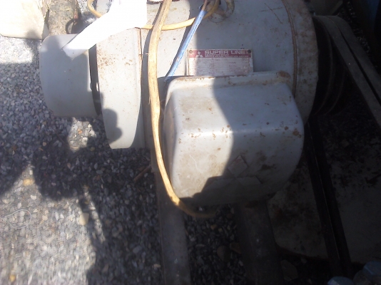 ชุดหัวปั๊มลมและมอเตอร์ 3 แรงม้าแต่ไม่มีถังลมเท่านั้น