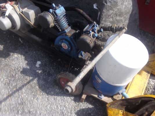 ชุดหัวปั๊มลมและมอเตอร์ 3 แรงม้าแต่ไม่มีถังลมเท่านั้น