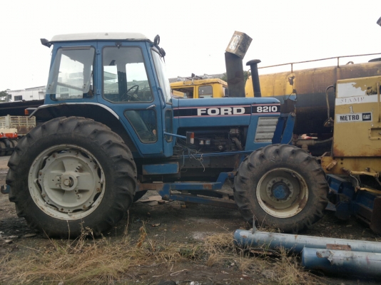 ขายรถFORD 2 เพลา 4X4  เอกสารมี สภาพสวย พร้อมใช้