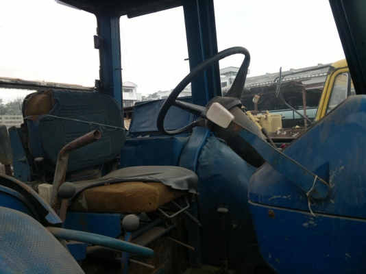 ขายรถFORD 2 เพลา 4X4  เอกสารมี สภาพสวย พร้อมใช้