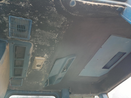 ขายรถFORD 2 เพลา 4X4  เอกสารมี สภาพสวย พร้อมใช้