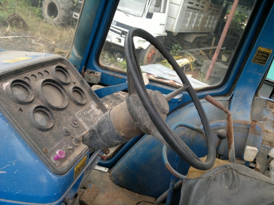 ขายรถFORD 2 เพลา 4X4  เอกสารมี สภาพสวย พร้อมใช้