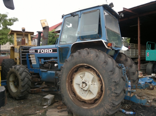 ขายรถFORD 2 เพลา 4X4  เอกสารมี สภาพสวย พร้อมใช้