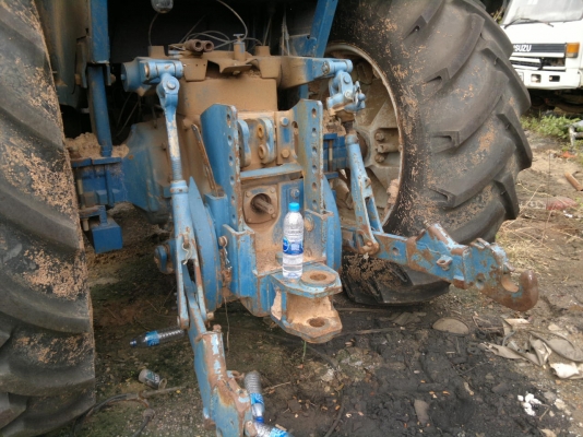 ขายรถFORD 2 เพลา 4X4  เอกสารมี สภาพสวย พร้อมใช้