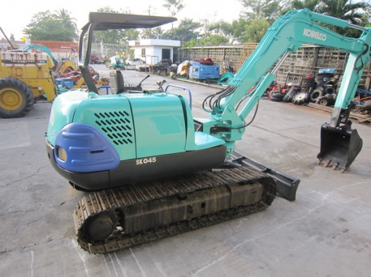 ขาย รถขุดเล็ก KOBELCO  รุ่น SK045 แทร็กเหล็ก มือสองญี่ปุ่น