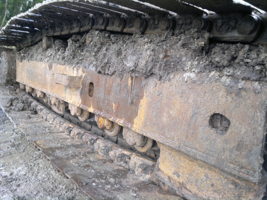 ขายรถแบคโฮ KOMATSU PC-200-5 ไฟฟ้ามี เอกสารใบอิมวอย