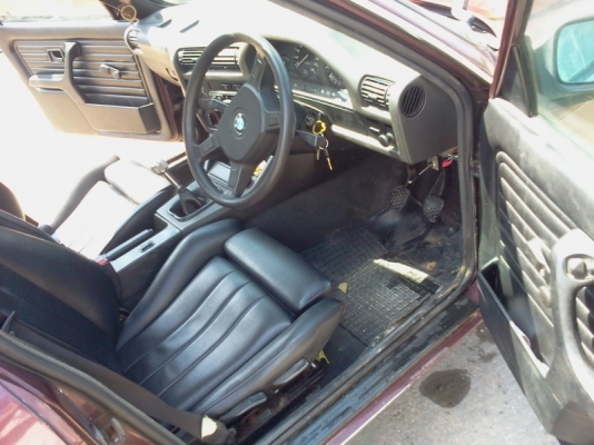 ขายหรือแลก  BMW 316i ปี88  E30 รถสวย ขับดี  รถเก่าเจ้าของโรงงานใหญ่