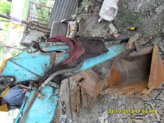 Komatsu PC20-7 เก็บแล้วดีกว่าเดิม (ภาพเก่า) ตอนนี้พร้อมใช้