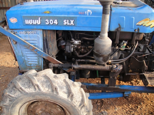 ขายแทรกเตอร์แชมป์ 304 SLX 4 WD 2 เพลาพร้อมคานใบมีด...