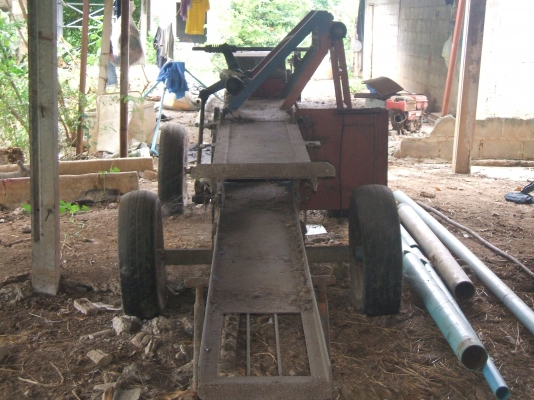 เคริ้่องอัดฟาง