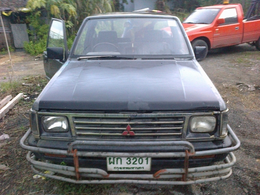 ขายแล้วขายรถกะบะ L 200  เครื่องดีเชล54000ครับ 089-1436996