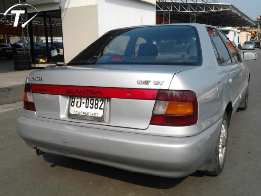 Hyundai Elantra 1.8 AT ปี  1993