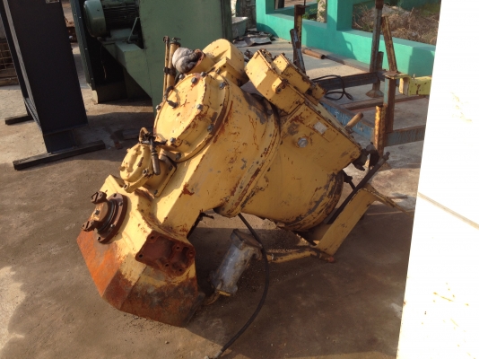 ขายเกียร์รถตักของCAT966 เก่านอกสภาพสวย