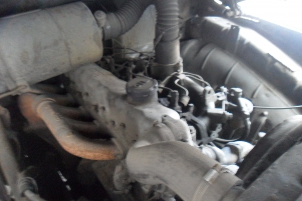 ขาย 6 ล้อ หัวยาว ตามสภาพ ราคาถูก ทะเบียนพร้อมโอน