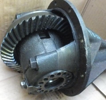 ลูกเฟืองท้าย AE 86 TRD เฟืองสวย ใหม่ๆจากยุ่นนอต10ตัว