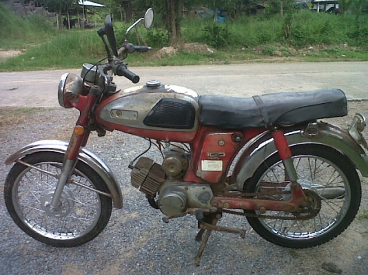 ขาย yl2 รุ่นยางข้างถัง ทะเบียนโอนภาษีเต็ม 56 เครื่องดีมาก