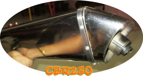 ท่อcbr250  ท่อกลม (ปิดการขาย ขายแล้วจ๊ะ)