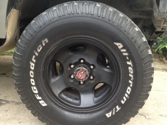 แยกขาย ยาง BF all 285-75-16 ปี06