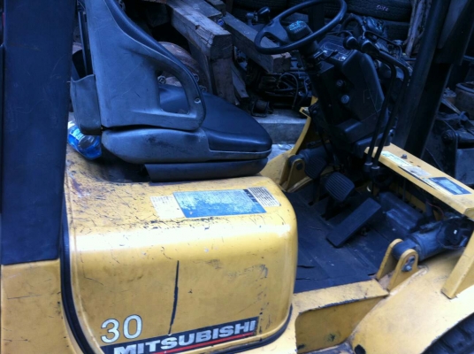 ขาย forklift mitsubishi auto 3 ton  เบนซิล