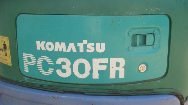 KOMATSU-PC-30FR-2